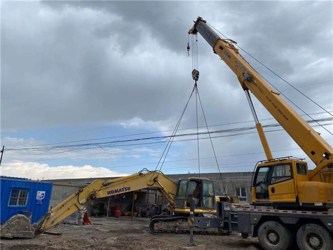 华池县25吨吊车的工作半径是多少？