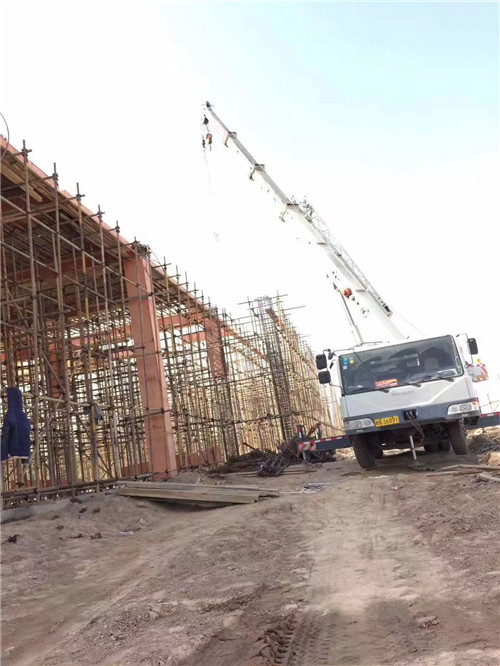 华池县吊车作业的安全注意事项有哪些？